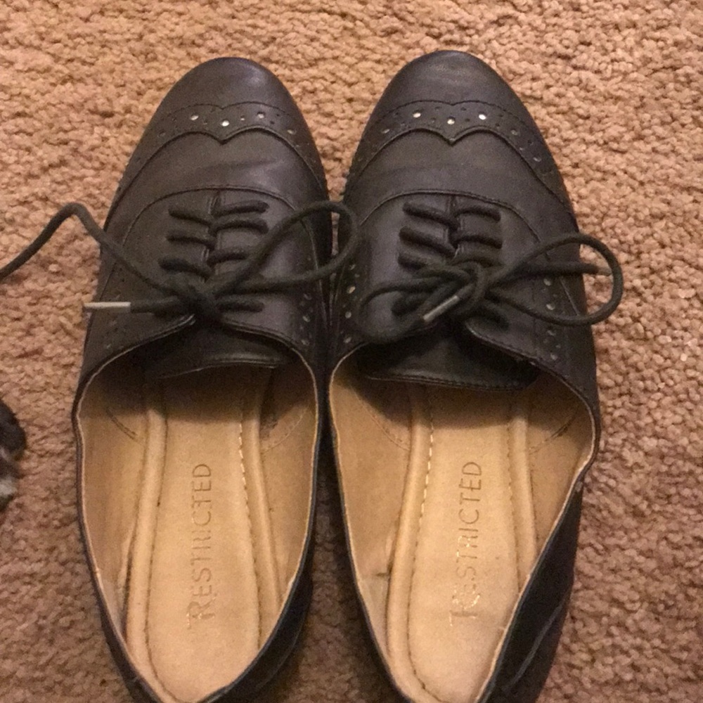 Cute shoes, hardly worn